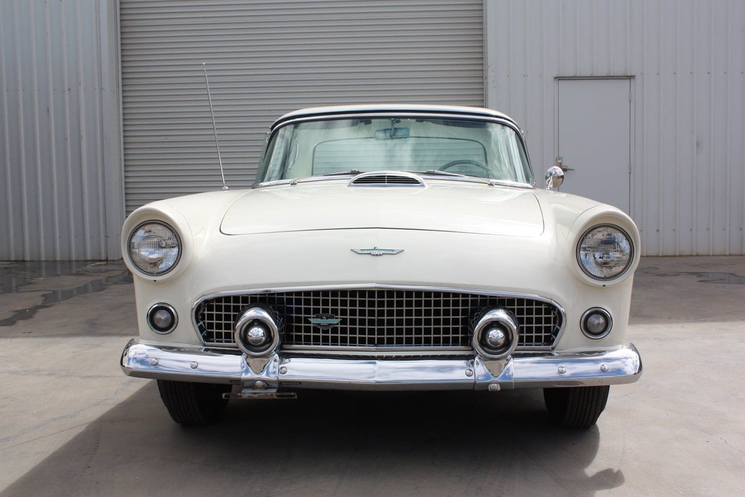 1956 Ford Thunderbird white