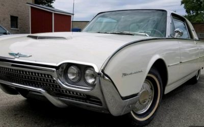 1962 Ford Thunderbird